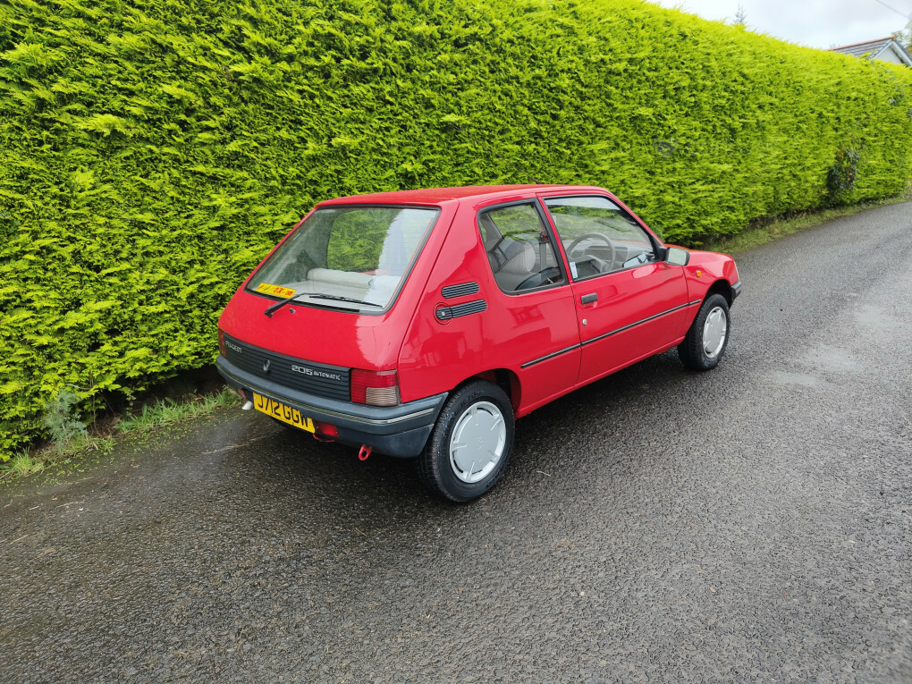 Peugeot 205 XL Auto  #4
