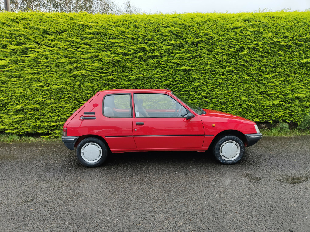 Peugeot 205 XL Auto 