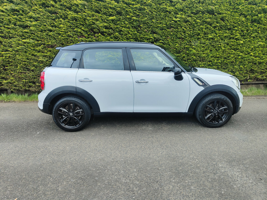Mini Countryman Cooper Sd White