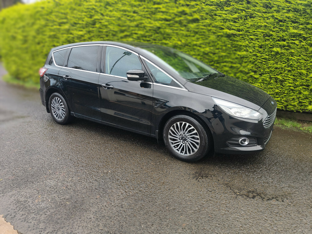 Ford S-Max Titanium Ecoblue 