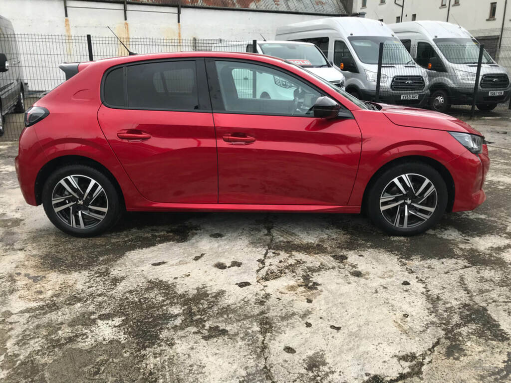 Peugeot 208 1.2 Puretech 100 Allure Premium Eat8 YA71KNM Red #5
