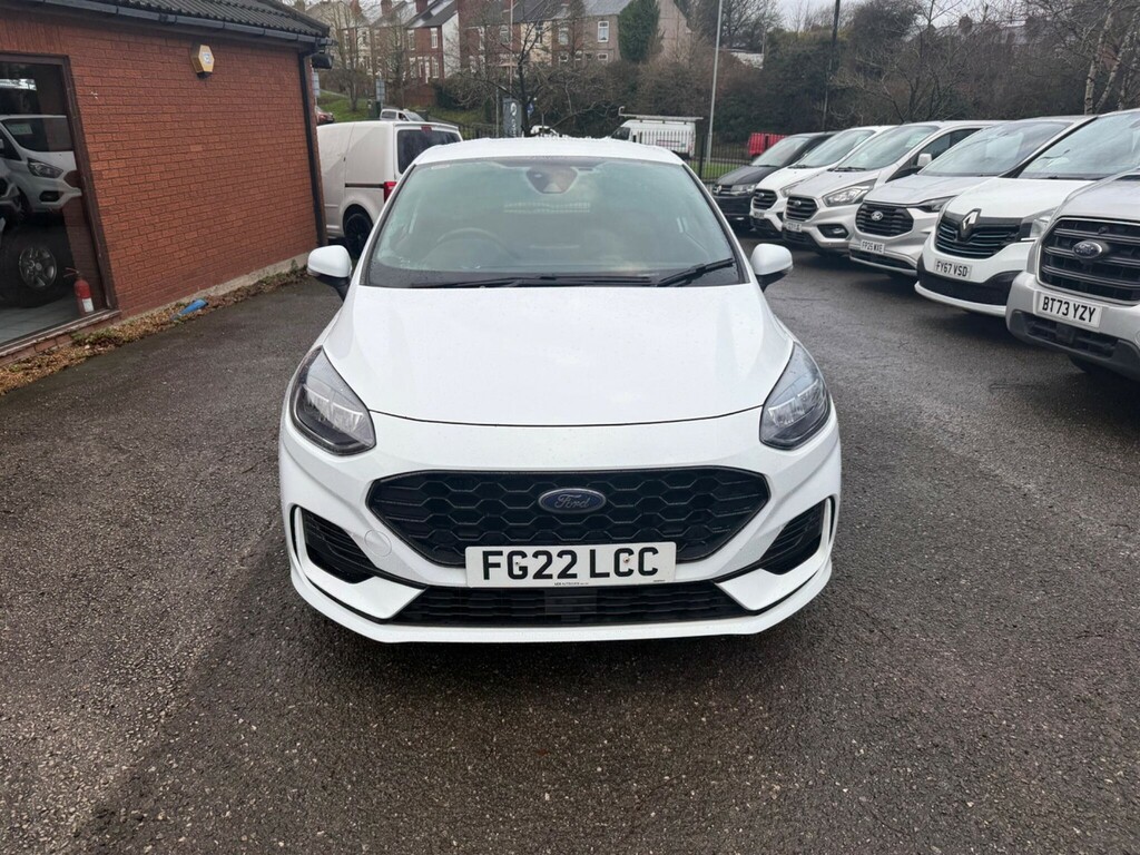 Ford Fiesta Mpv FG22LCC White #2