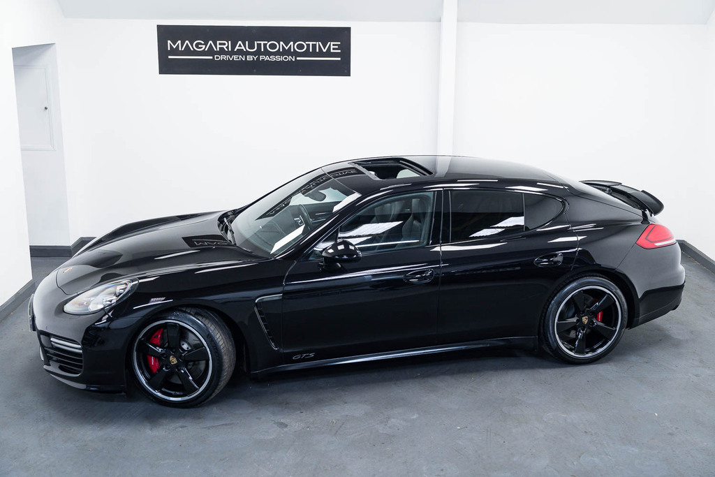 Porsche Panamera Petrol Black #5