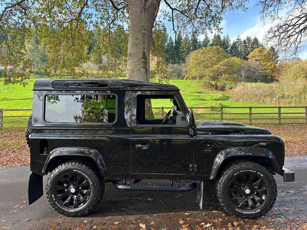 Land Rover Defender 90 2.2 Tdci Xs Station Wagon Double Cab Ma NJF844 Black #2
