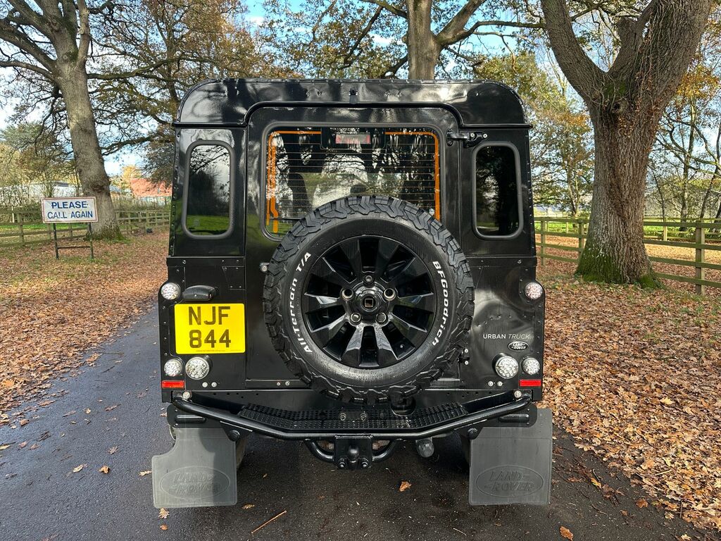 Land Rover Defender 90 2.2 Tdci Xs Station Wagon Double Cab Ma NJF844 Black #4