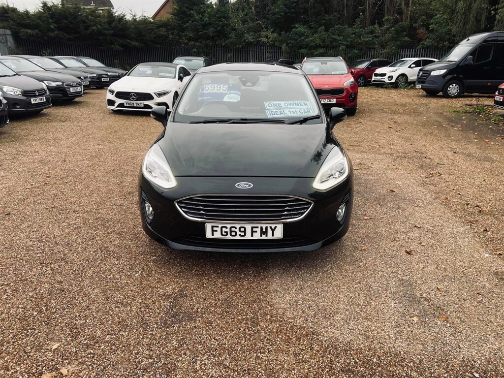 Ford Fiesta Titanium Black #2