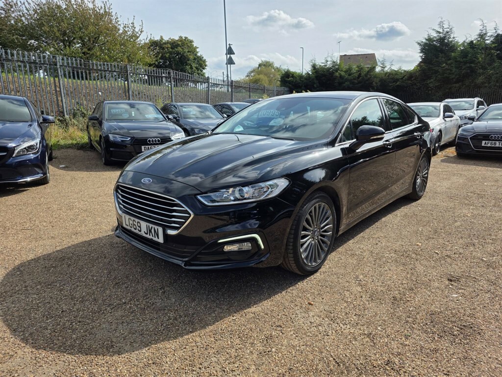 Ford Mondeo Titanium Edition Black