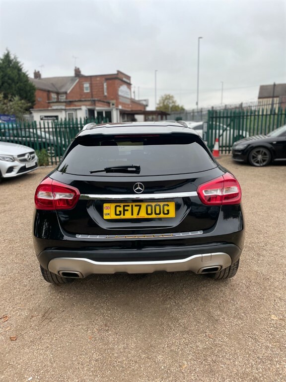Mercedes-Benz 200 Gla D Sport Black #6