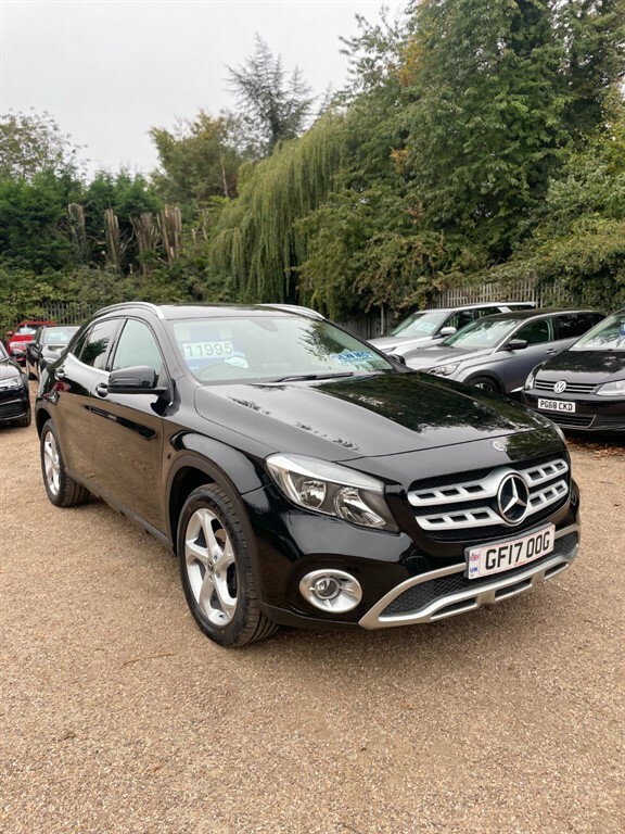 Mercedes-Benz 200 Gla D Sport Black #3