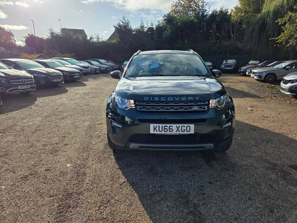 Land Rover Discovery Sport Td4 Se Tech KU66XGO Green #4
