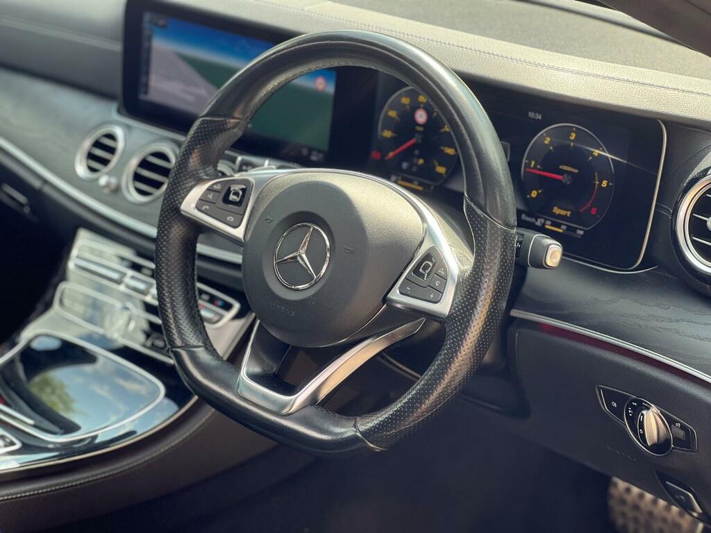 Mercedes-Benz E Class Saloon 2.0 E220d Amg Line 2017 KU67HRP Red #5