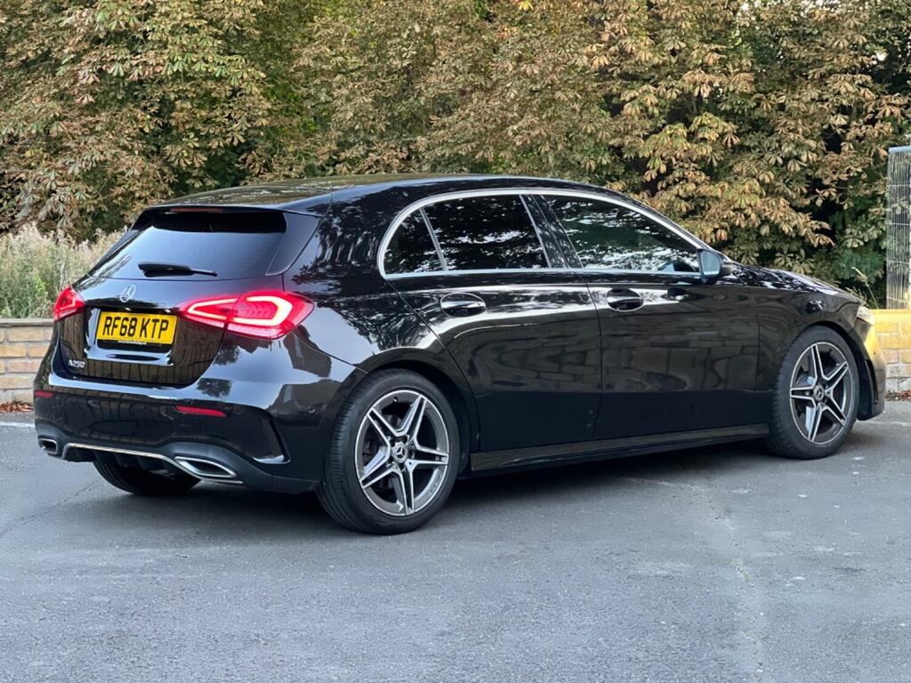 Mercedes-Benz A Class Hatchback 2.0 A250 Amg Line 2018 RF68KTP Black #2