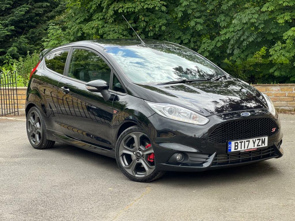 Ford Fiesta 1.6 T Ecoboost St-3 BT17YZM Black