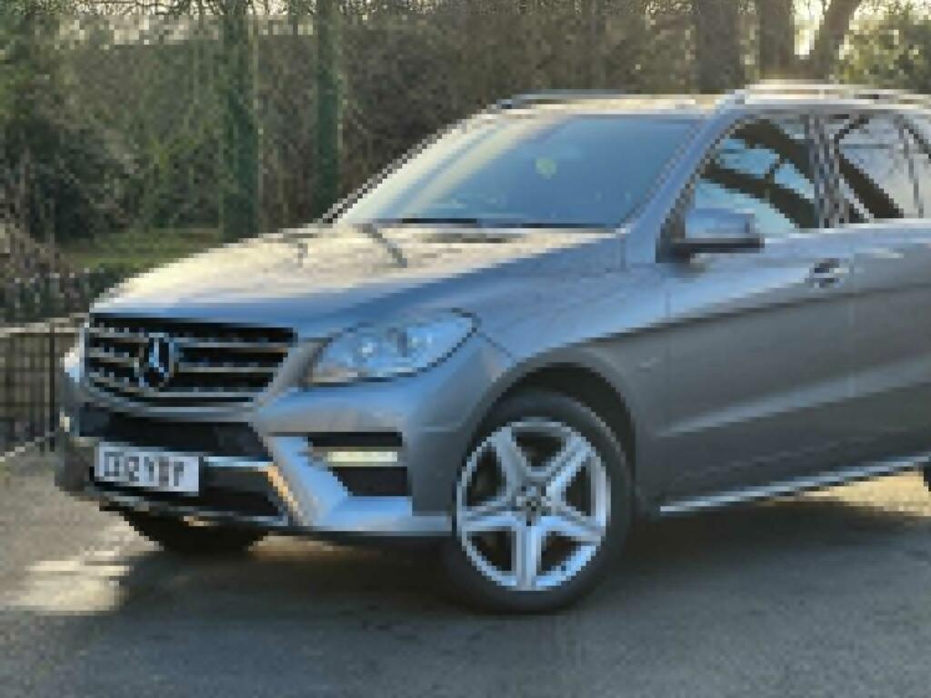 Mercedes-Benz M Class Suv 3.0 Ml350 V6 Bluetec Sport 2012 CE12YDY Silver #3