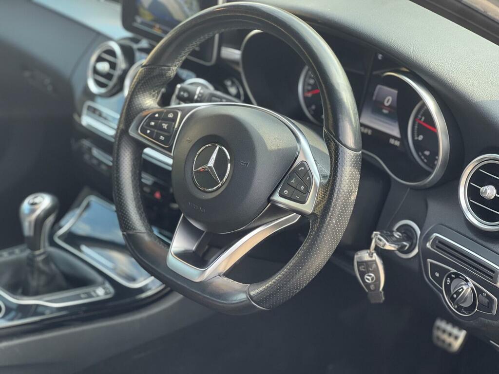 Mercedes-Benz C Class Estate 1.6 C200d Amg Line 2016 LL16KKU Black #3