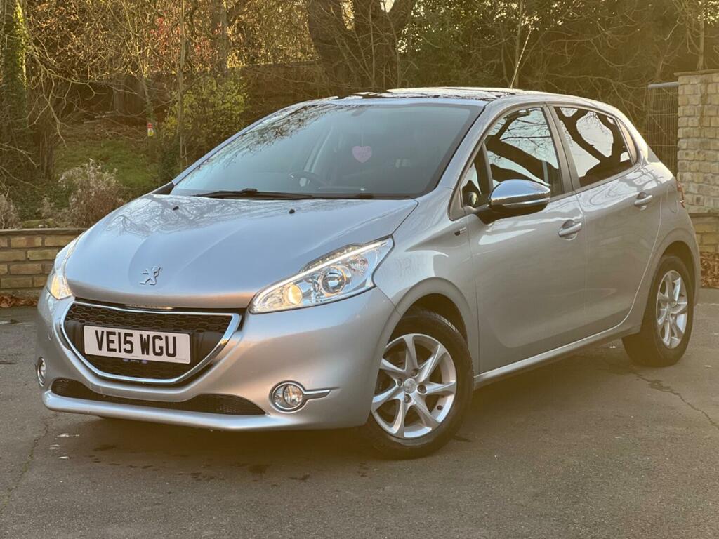 Peugeot 208 Hatchback 1.2 Vti Puretech Style 2015 VE15WGU Silver #3