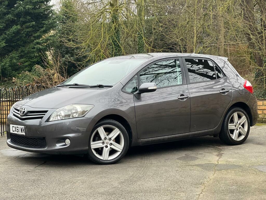Toyota Auris Hatchback 1.6 V-matic Sr 2011 CX61WKE Grey #5