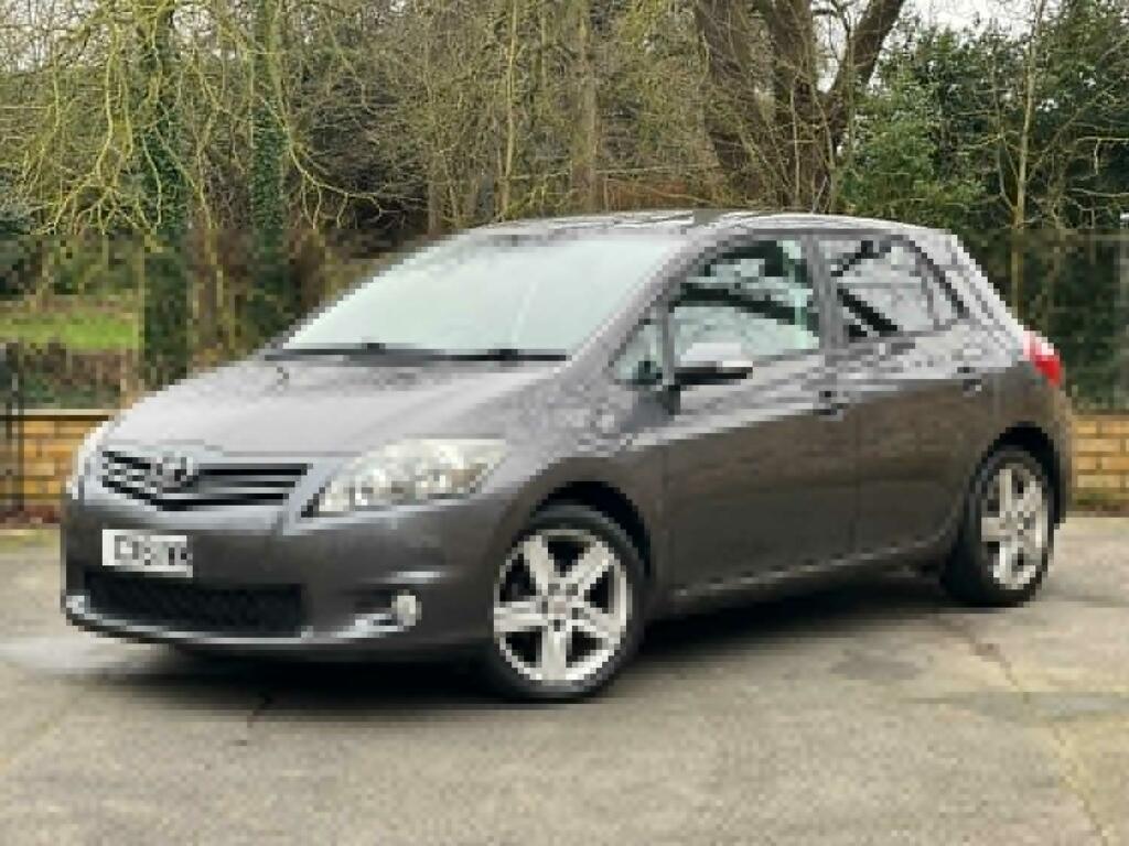 Toyota Auris Hatchback 1.6 V-matic Sr 2011 CX61WKE Grey #4
