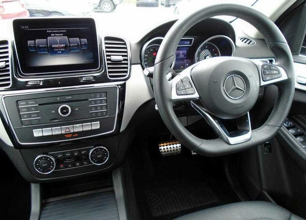 Mercedes-Benz GLE Class Suv 2.1 Gle250d Amg Line 2016 BP65RXZ Silver #3