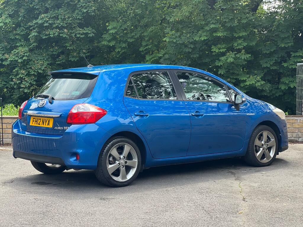 Toyota Auris Hatchback 1.8 Vvt-h T Spirit 2012 Blue #6