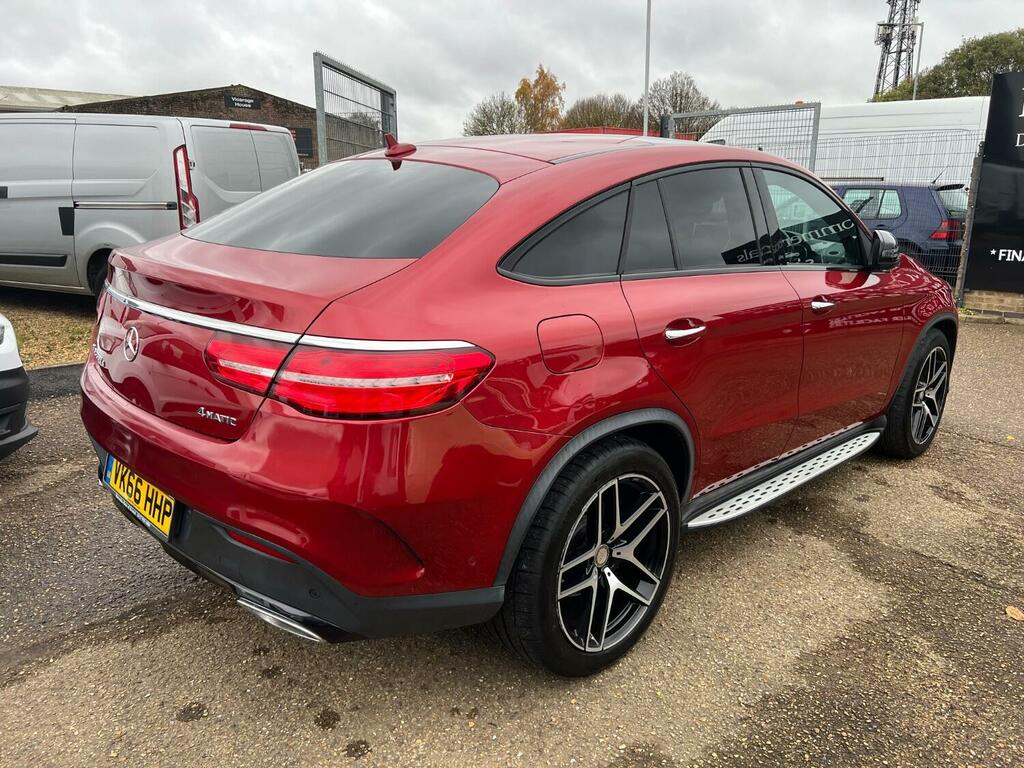 Mercedes-Benz GLE Class Suv 3.0 Gle350d V6 Amg Line 2016 Red #2