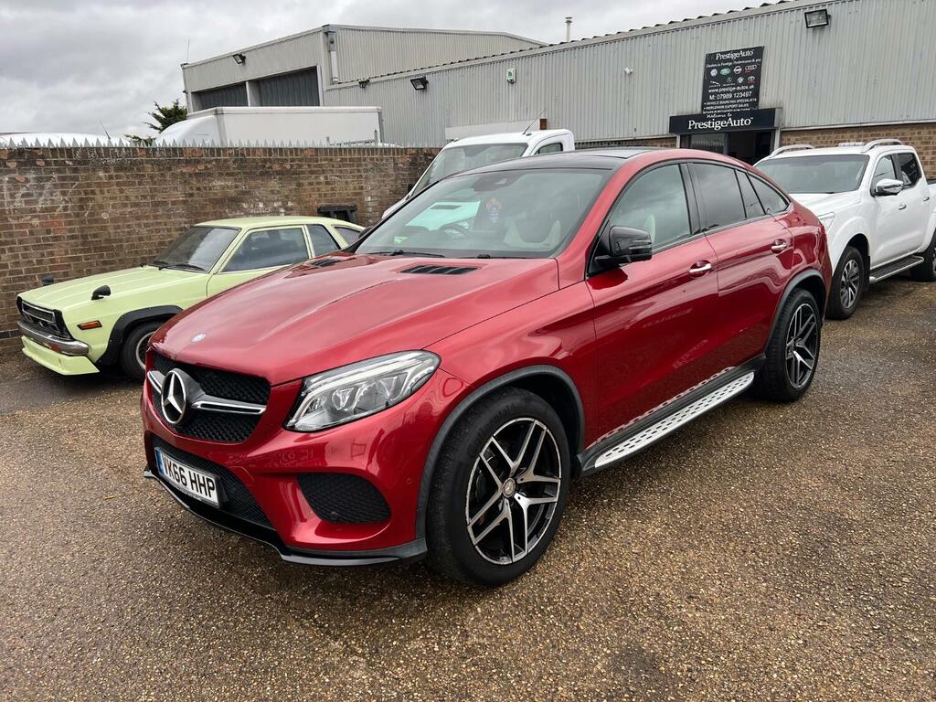 Mercedes-Benz GLE Class Suv 3.0 Gle350d V6 Amg Line 2016 Red