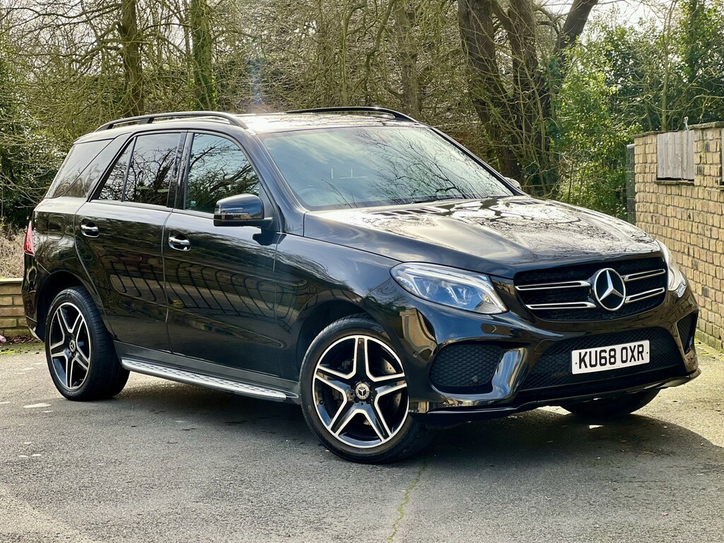 Mercedes-Benz GLE Class Suv 3.0 Gle350d V6 Amg Night Edition 2018 KU68OXR Black #2