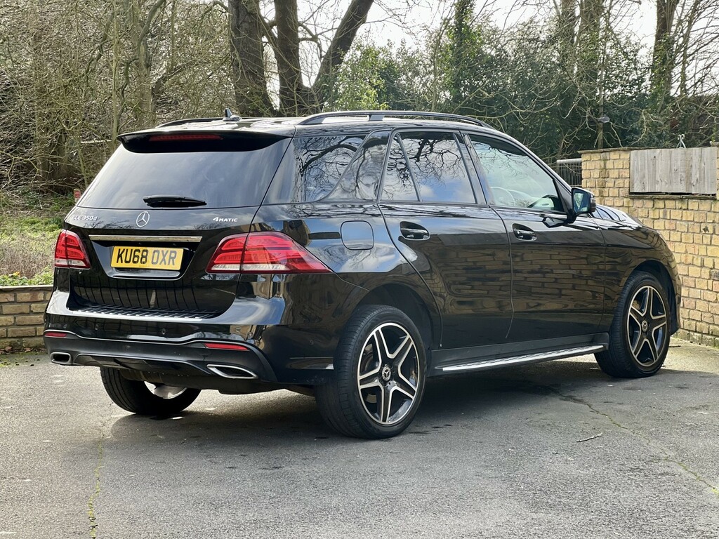 Mercedes-Benz GLE Class Suv 3.0 Gle350d V6 Amg Night Edition 2018 KU68OXR Black #3