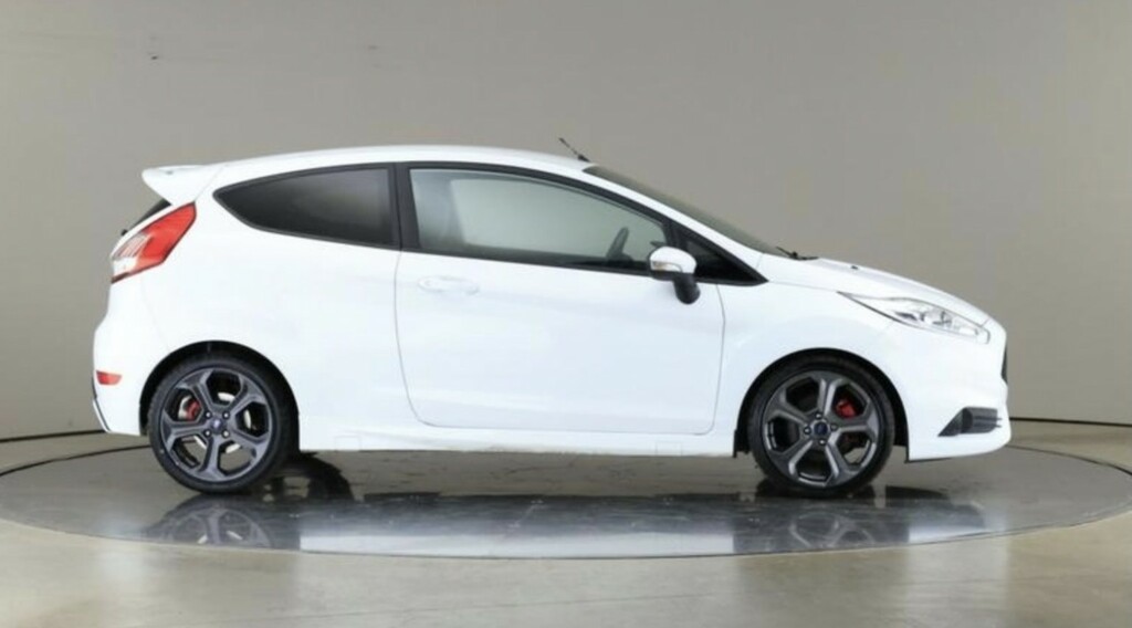 Ford Fiesta Hatchback 1.6 T Ecoboost St-2 2016 BD16NKX White #5