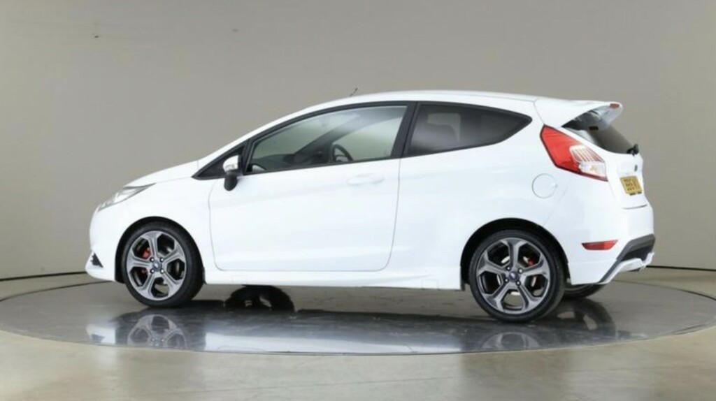 Ford Fiesta Hatchback 1.6 T Ecoboost St-2 2016 BD16NKX White #4