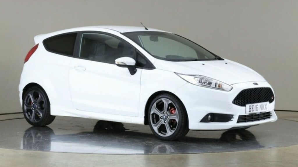 Ford Fiesta Hatchback 1.6 T Ecoboost St-2 2016 BD16NKX White #2