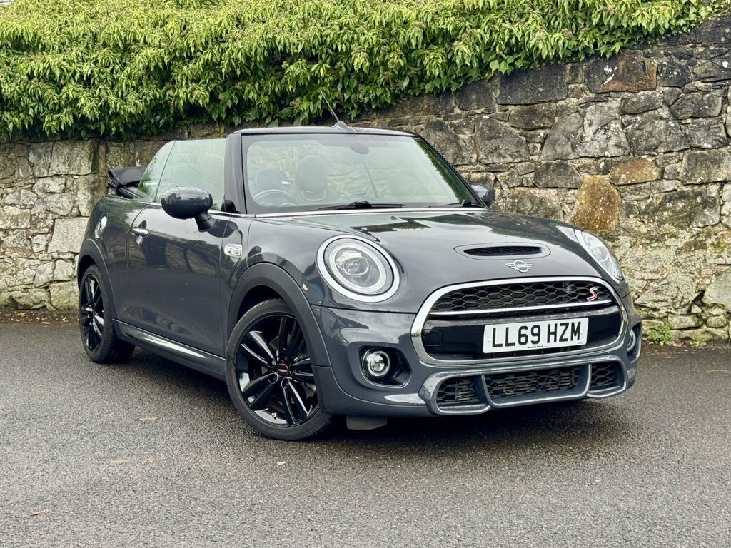 Mini Convertible 2L Cooper S Sport Grey