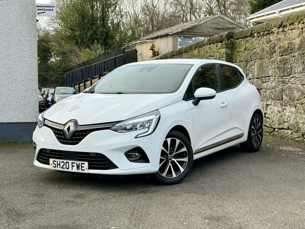 Renault Clio 1L Iconic SH20FWE White #4