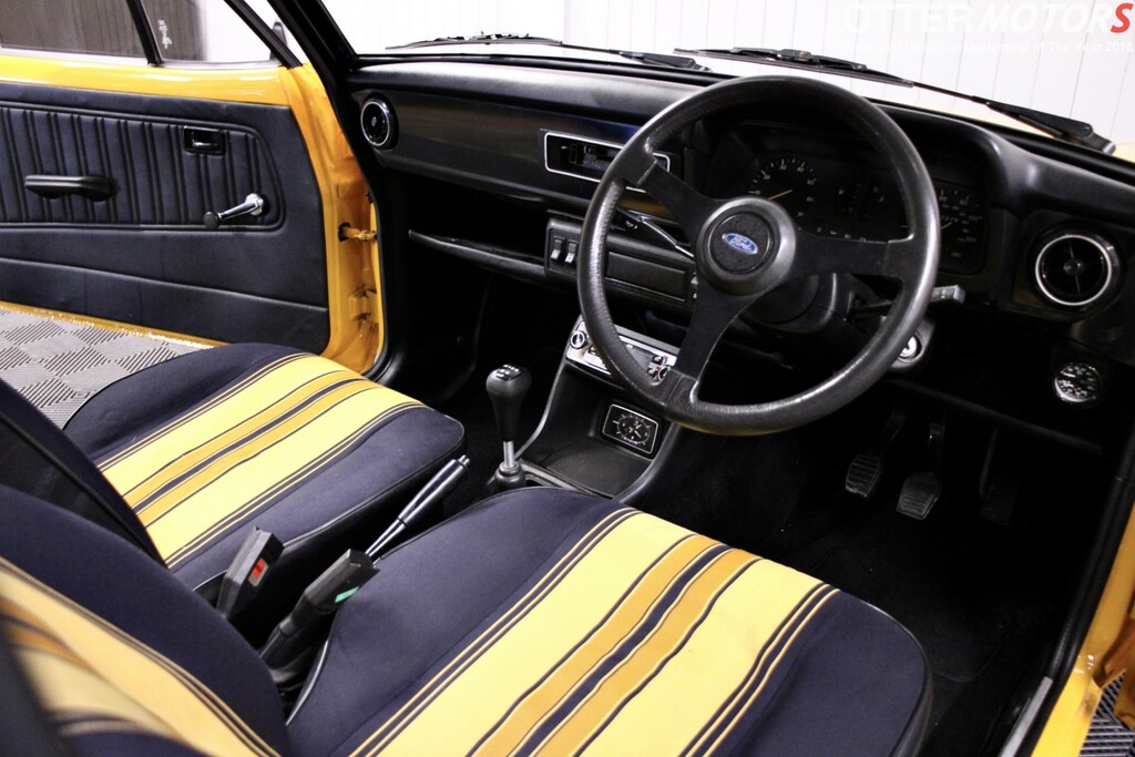 Ford Escort Saloon 1600 Sport Orange #2