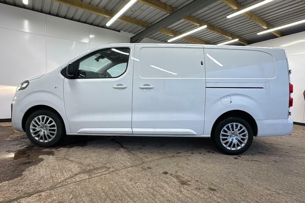 Vauxhall Vivaro 1.5 Turbo D 2900 Pro Panel Van 6Dr L DV23OJB White #6
