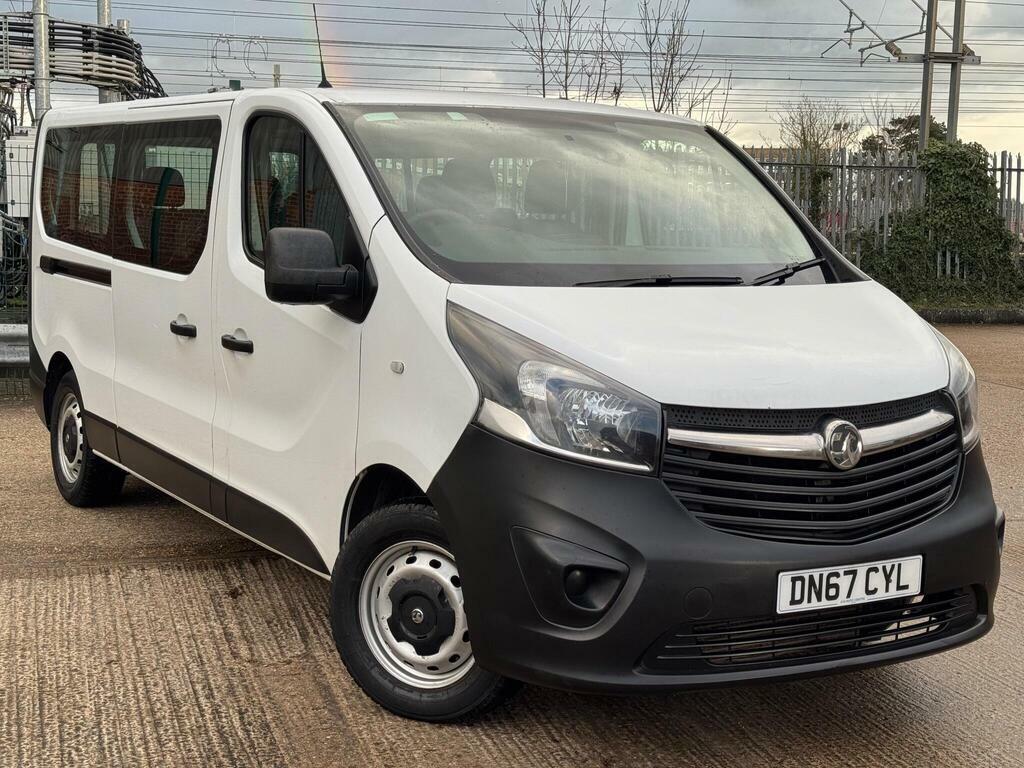 Vauxhall Vivaro 1.6 Cdti 2900 Biturbo Ecotec L2 H1 Euro 6 S S DN67CYL White #4