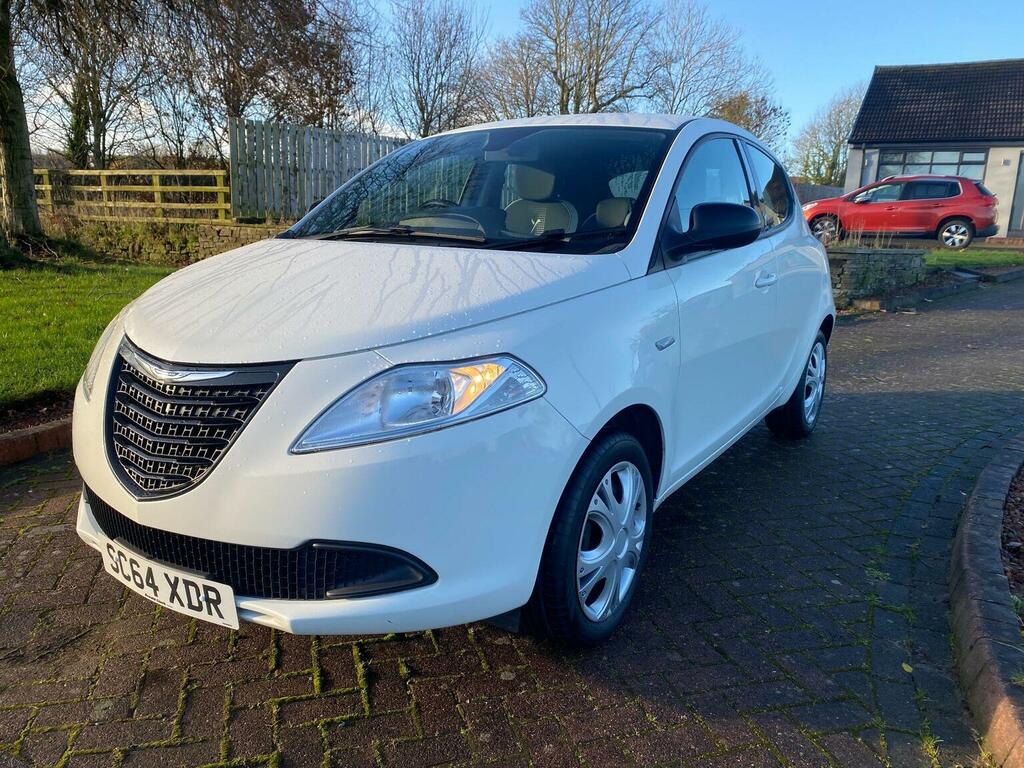Chrysler Ypsilon 1.2 Silver Euro 6 201464 White #6