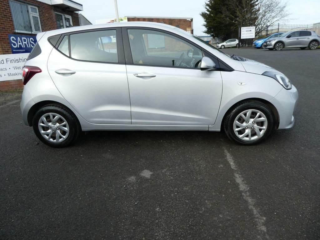 Hyundai I10 1.0 Se Euro 6 EJ19AVP Silver #4