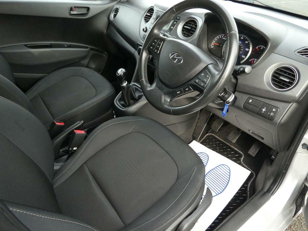 Hyundai I10 1.0 Se Euro 6 EJ19AVP Silver #5