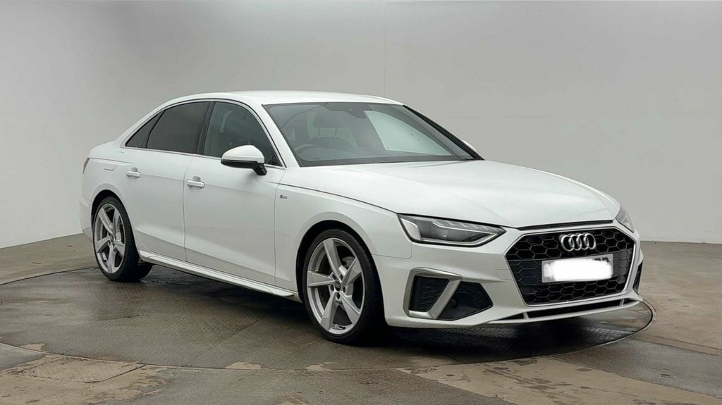 Audi A4 2L S Line White