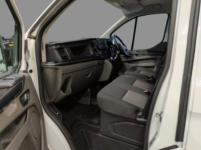 Ford Transit Custom 2L Leader HG72KZC White #2