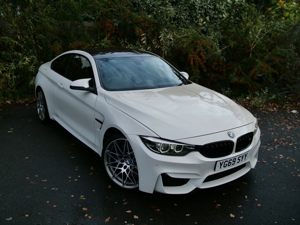 BMW M4 3.0 M4 Coupe Competition Package YG69SYY White #2