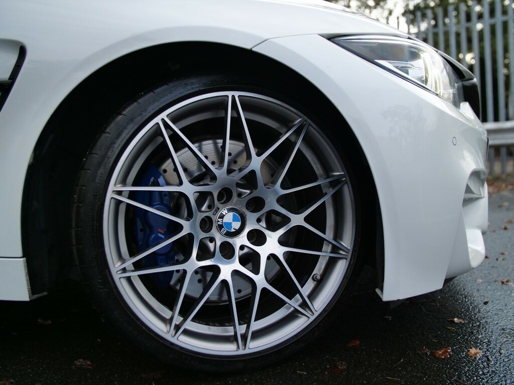 BMW M4 3.0 M4 Coupe Competition Package YG69SYY White #5