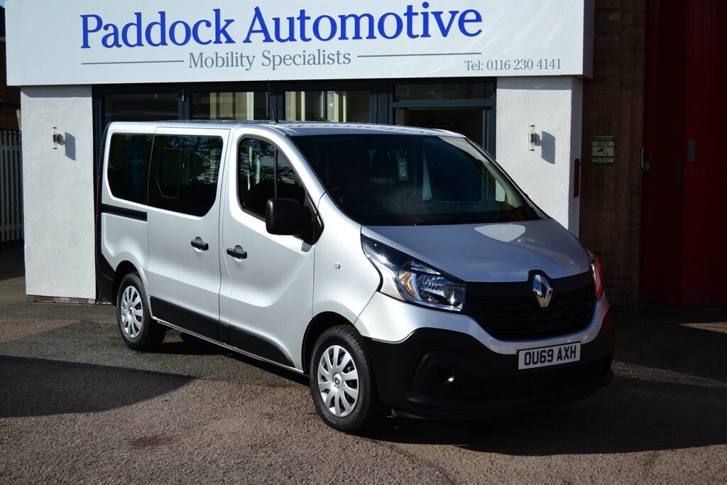 Renault Trafic Sl27 Business Disabled Wheelchair Adapted Vehicle, Silver #3