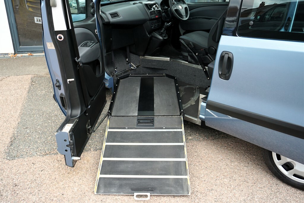 Fiat Doblo Easy, Disabled, Wheelchair Accessible Vehicle, Wav #3