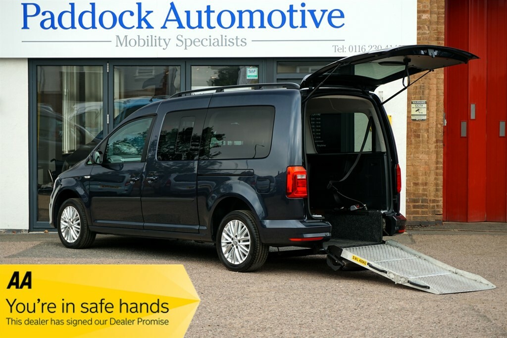 Volkswagen Caddy Maxi Life Life Tdi Disabled Wheelchair Accessible 