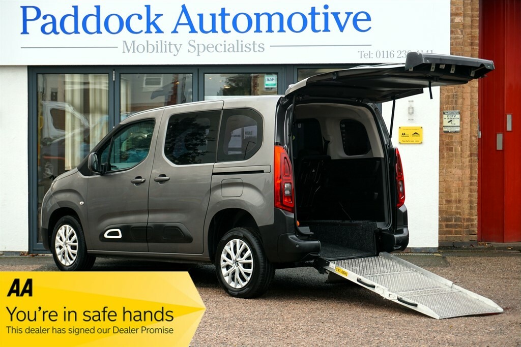 Citroen Berlingo Puretech Feel M Ss Eat8, Disabled, Whe 