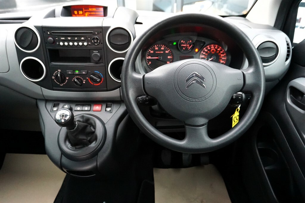 Citroen Berlingo Bluehdi Feel, Disabled, Wheelchair Accessible Vehi  #6