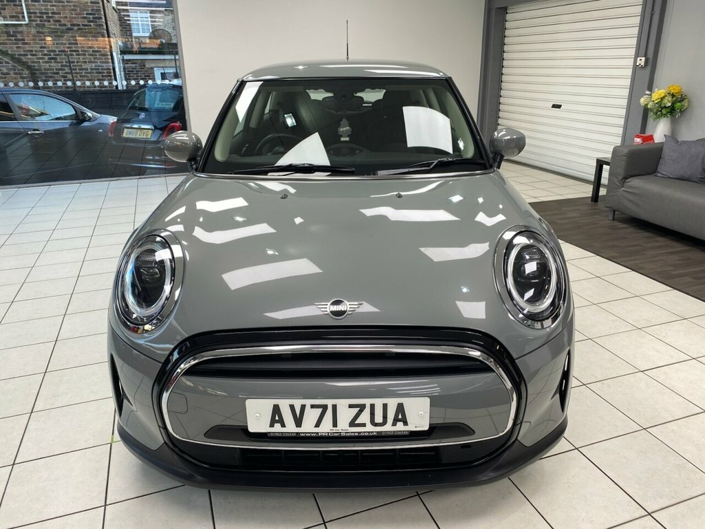 Mini Hatch 1.5L One Classic AV71ZUA Grey #2