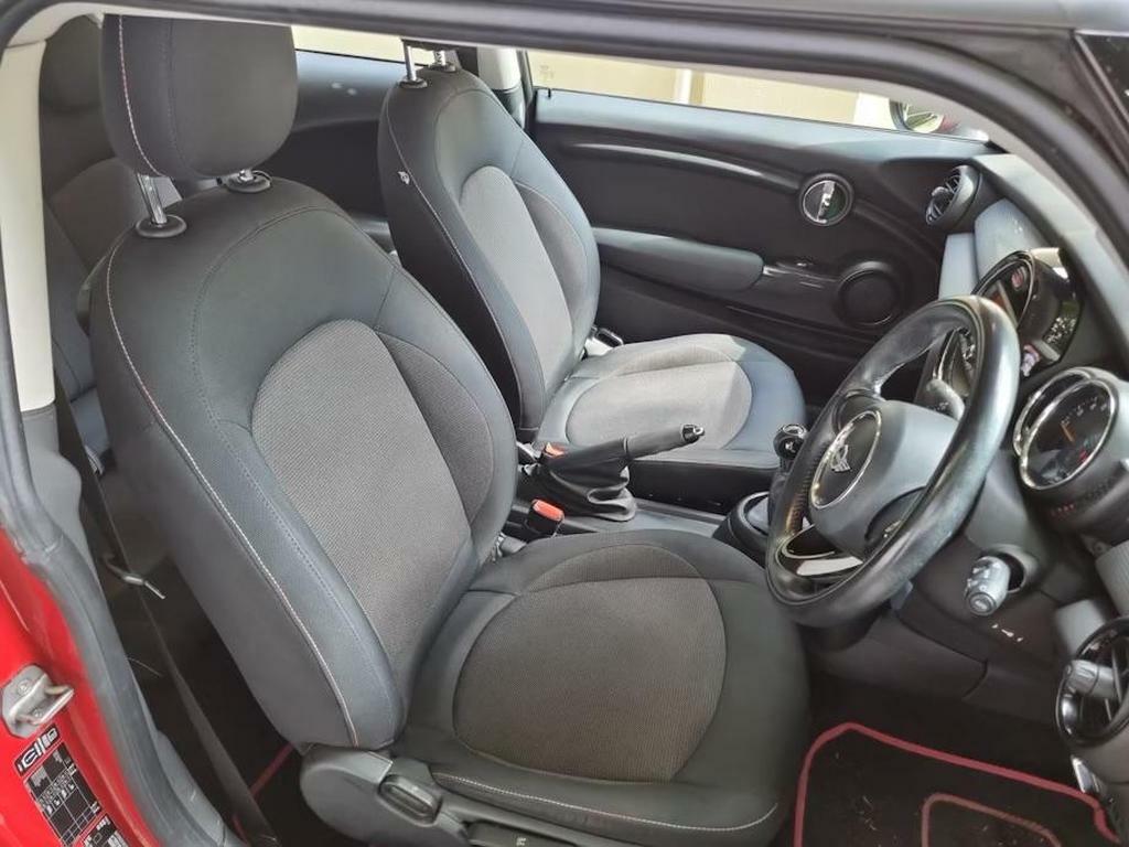 Mini Hatch 1.5 Cooper Euro 6 S S Red #5
